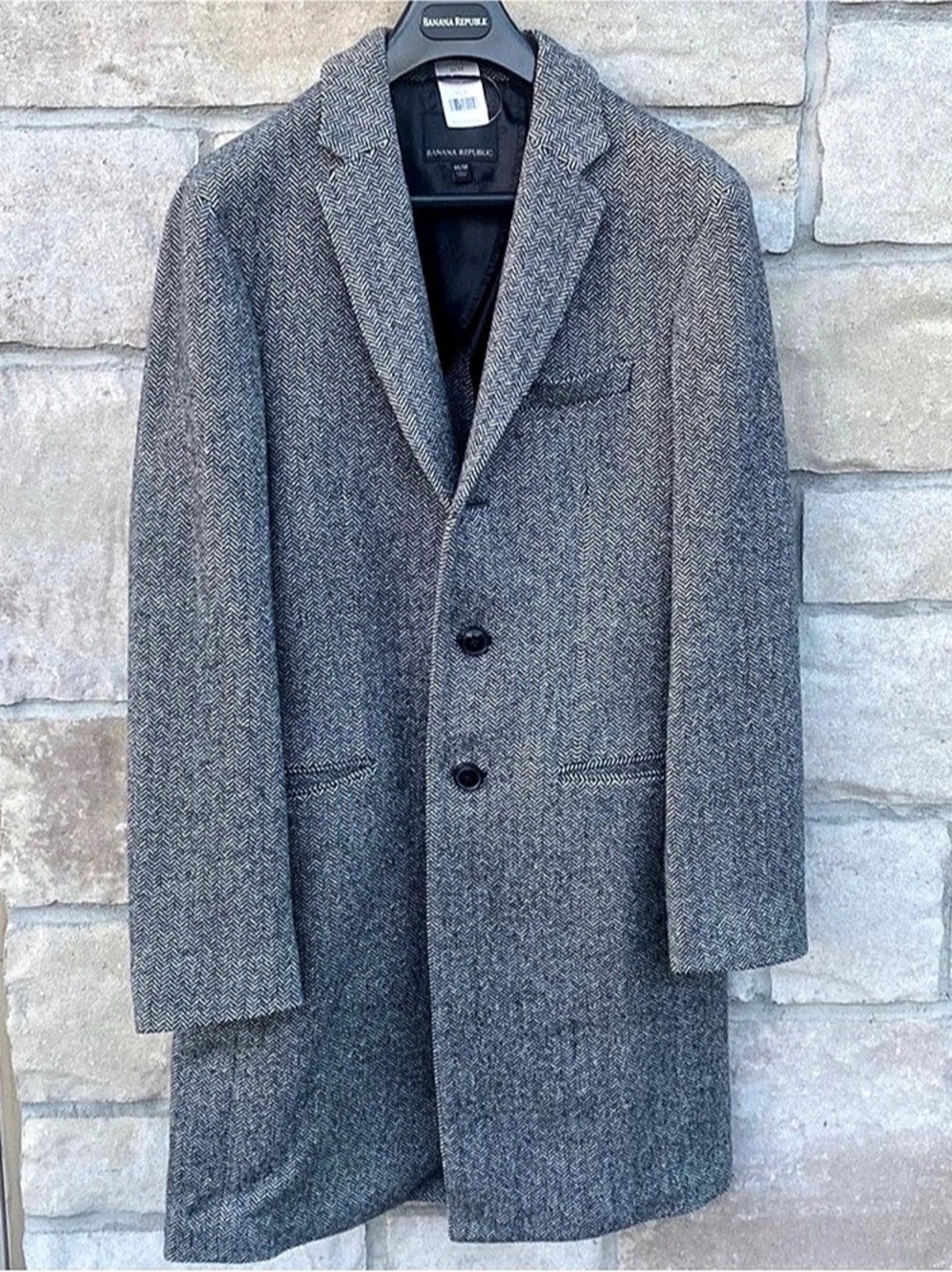 Men’s Wool Herringbone Coat — BANANA REPUBLIC Fabric by Mario Bellucci MED.